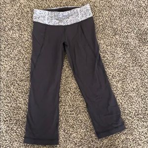 Gray crop Lululemon leggings